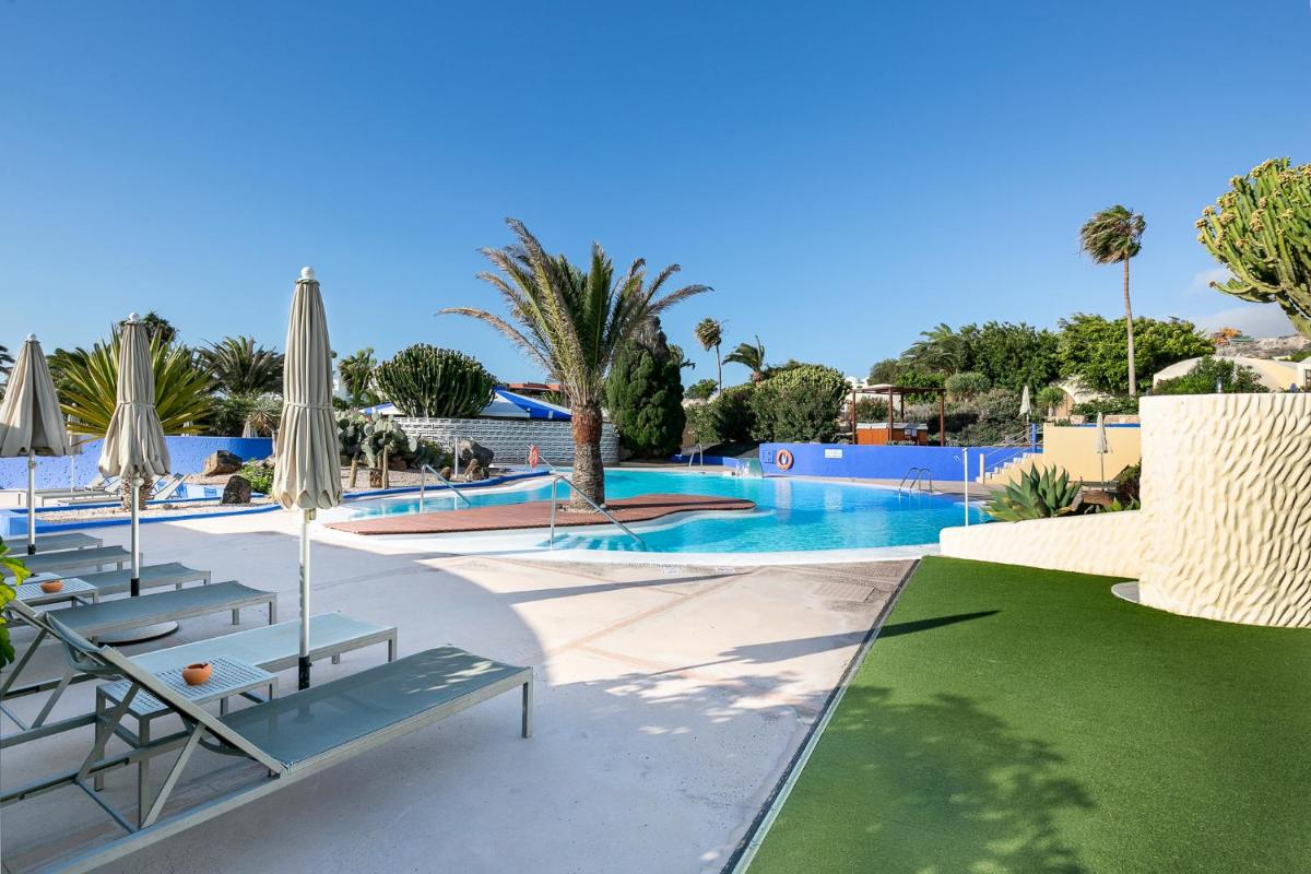 Piscina en o cerca de Hotel LIVVO Risco del Gato Suites