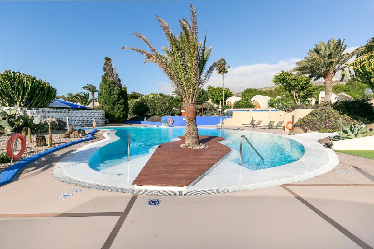Piscina en o cerca de Hotel LIVVO Risco del Gato Suites