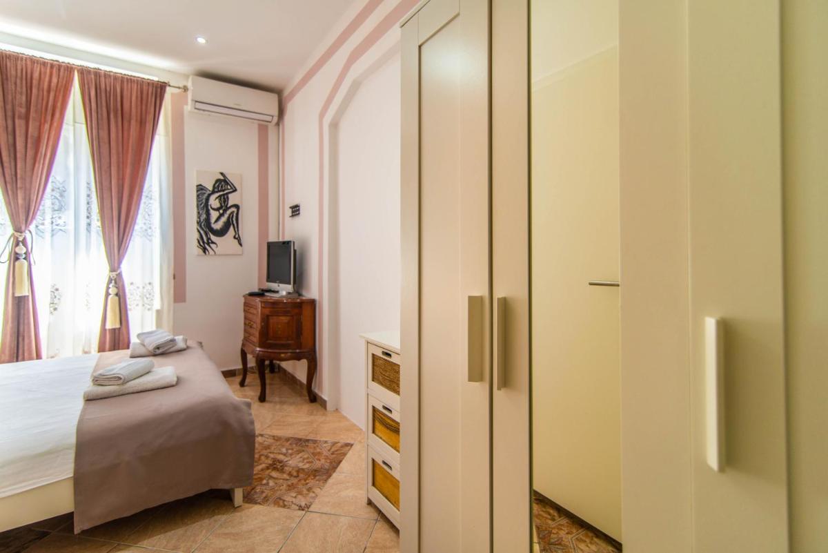 Giovanna Boutique Rooms & Pool - Housity
