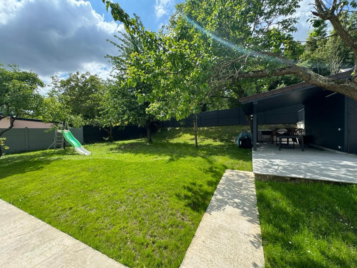 Super maison entre paris et Disney - Housity