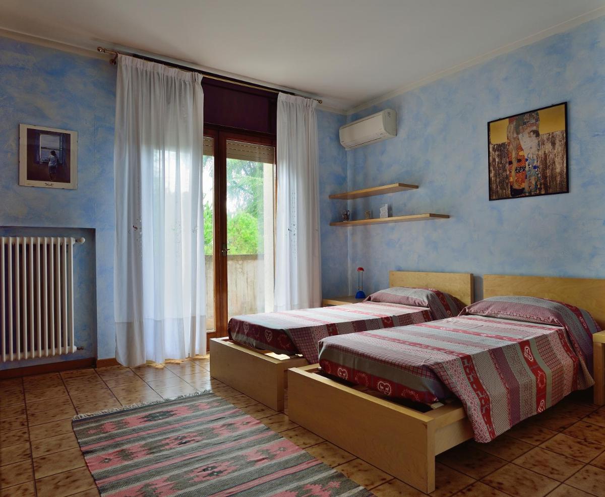 B&B Villa Lattes - Housity