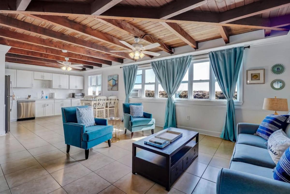 Sea Glass Cottage 2 - Renovated - Beachfront with Dune Views - Outdoor Courtyard - Housity