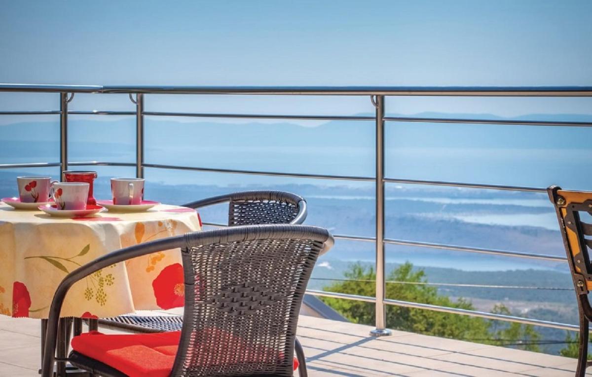 Apartment Jasna with breathtaking sea view, terrace and free parking - Housity