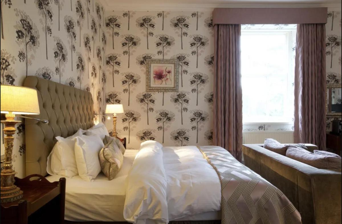 Storrs Hall Hotel - Housity