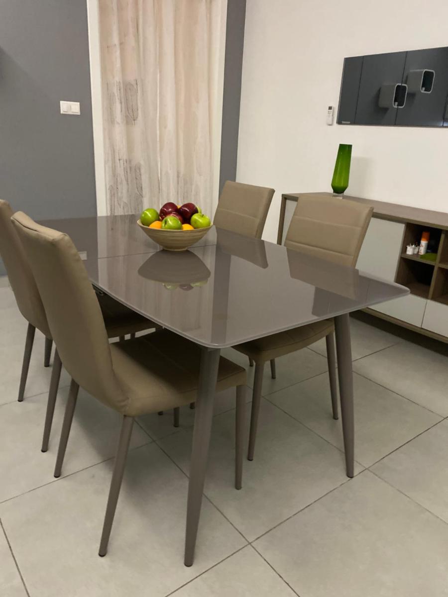 Summer House - Housity