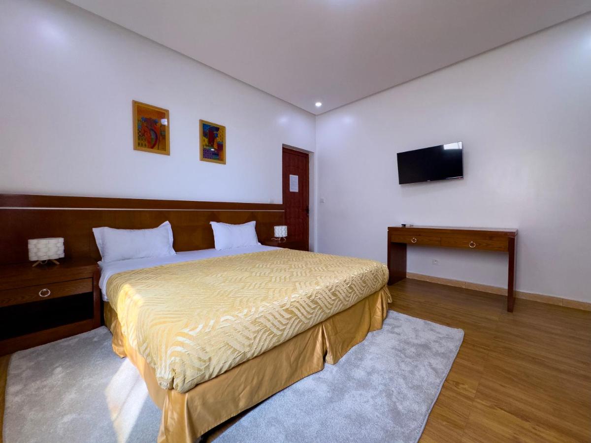 Oasis, Seaside - Housity