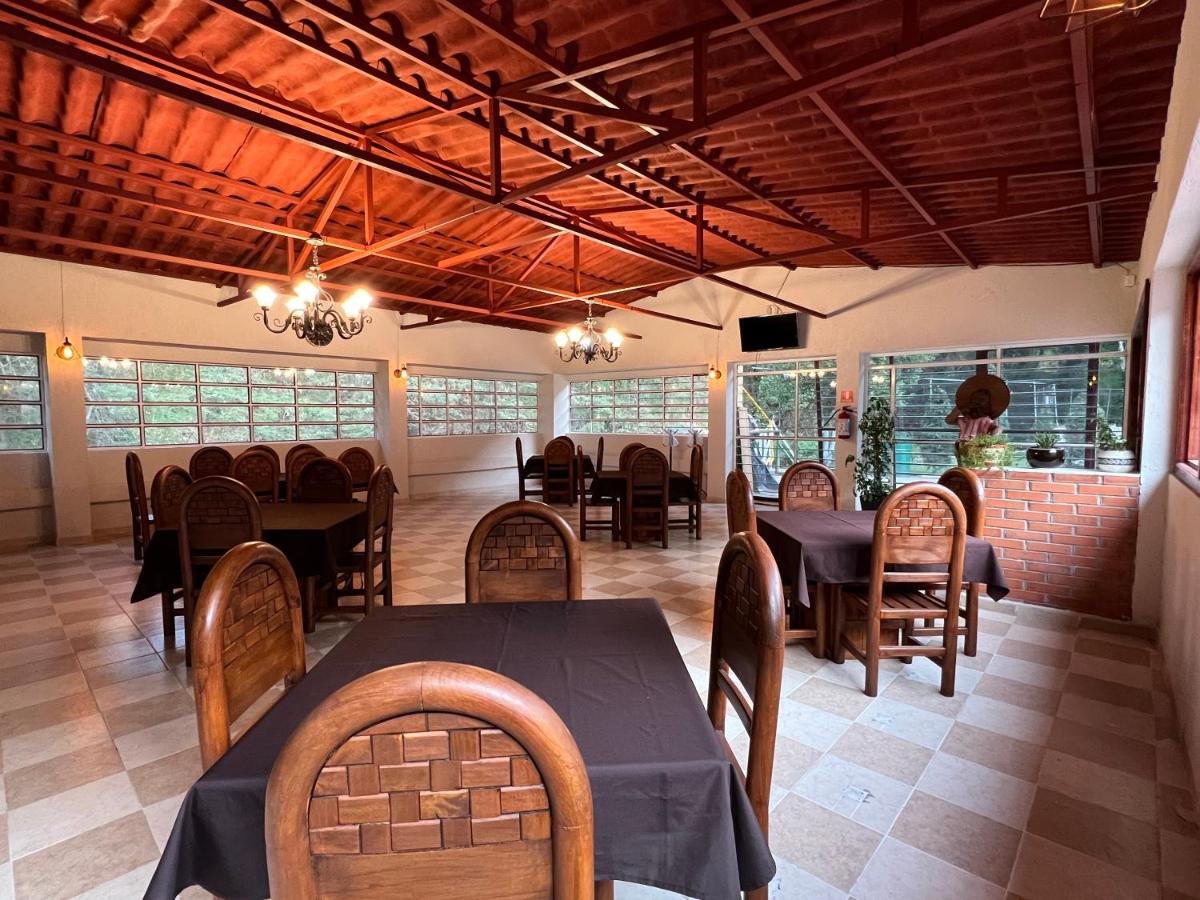 Aqua Forest Hotel - Housity
