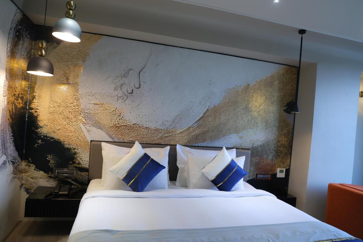 HOTEL EMPIRE STAY - Housity