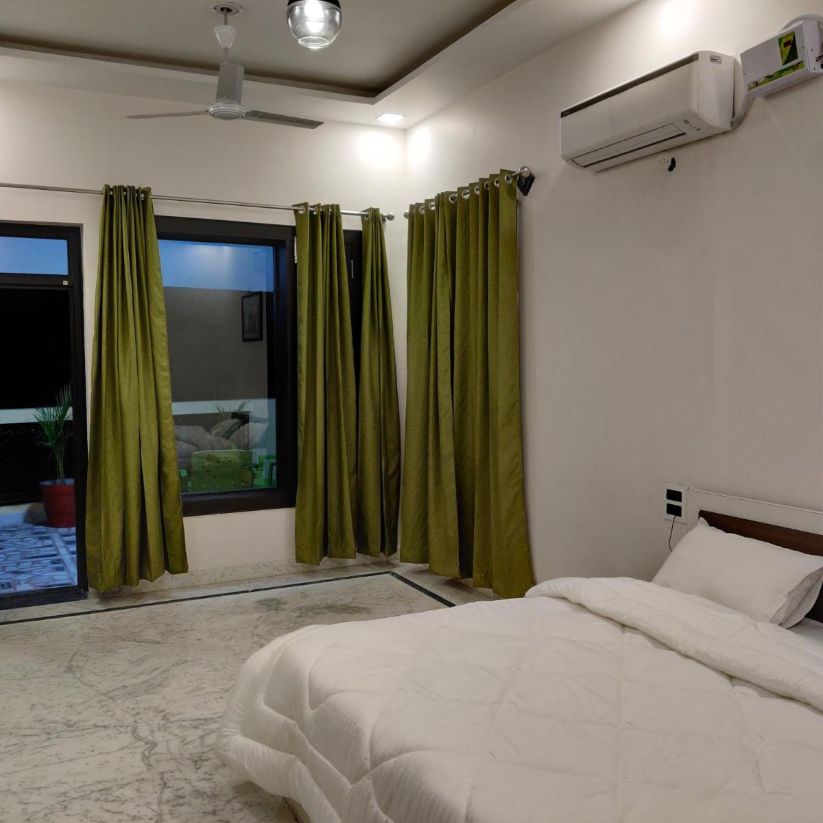 Ganesh Guest House - Housity