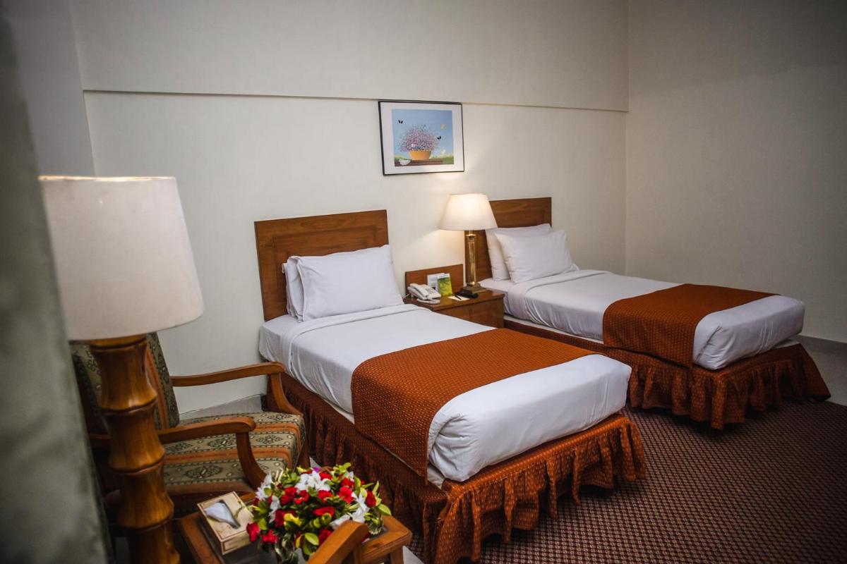 Mehran Hotel Karachi - Housity