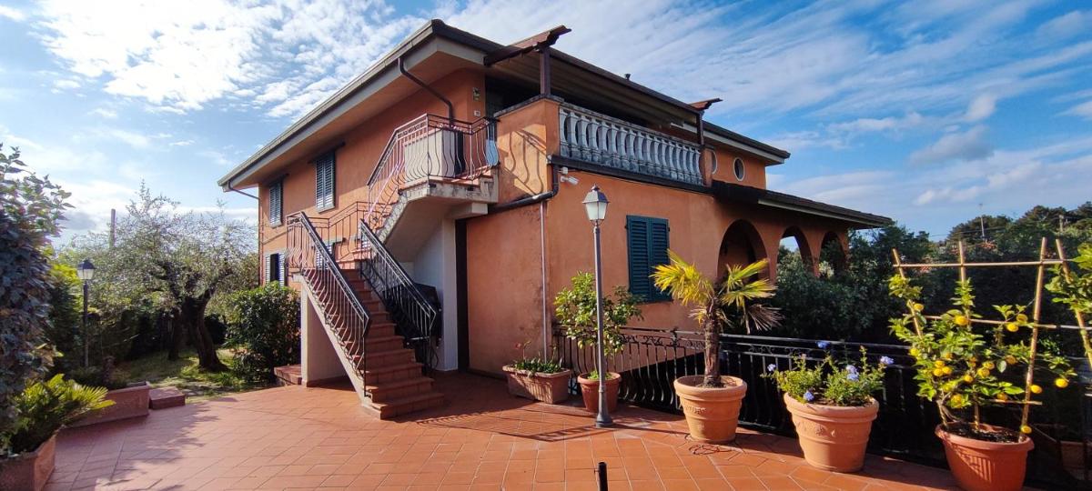 Le Quattro Stagioni - Housity