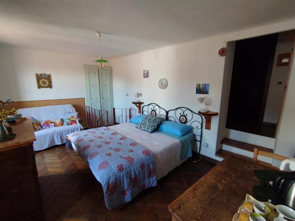 Il balcone fiorito - Housity
