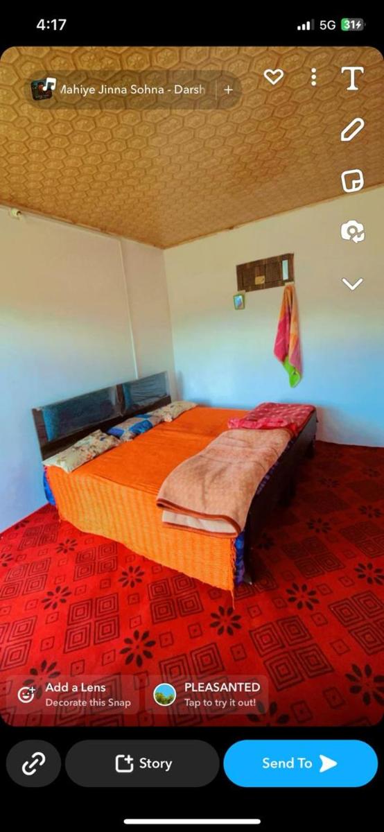 KHAN'S GUEST HOUSE, Qazigund - Housity