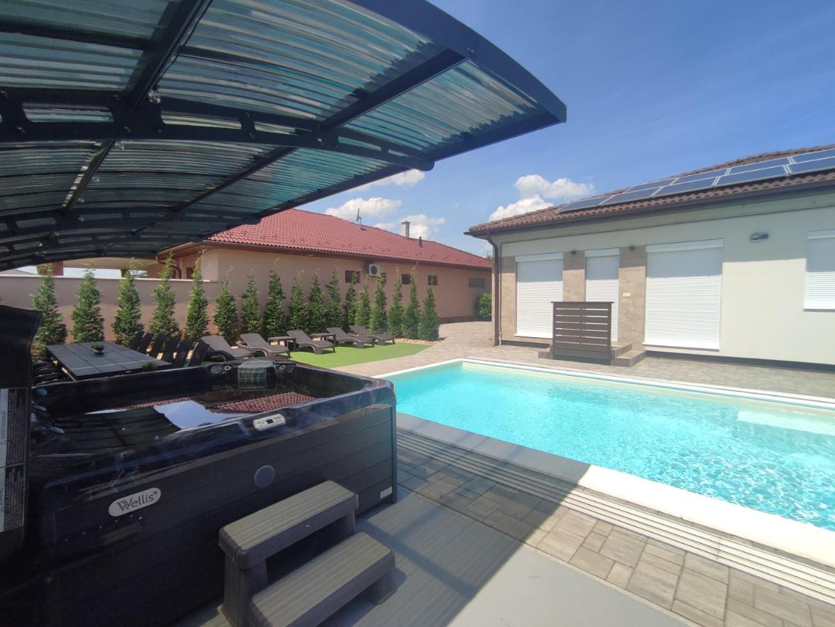 Tópart Apartmanok ***** Algyő - Housity