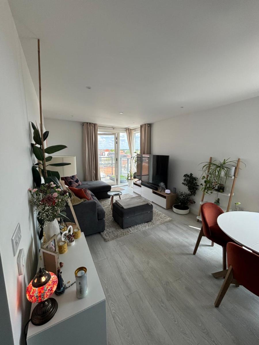 Wonderful en-suite bedroom - Housity