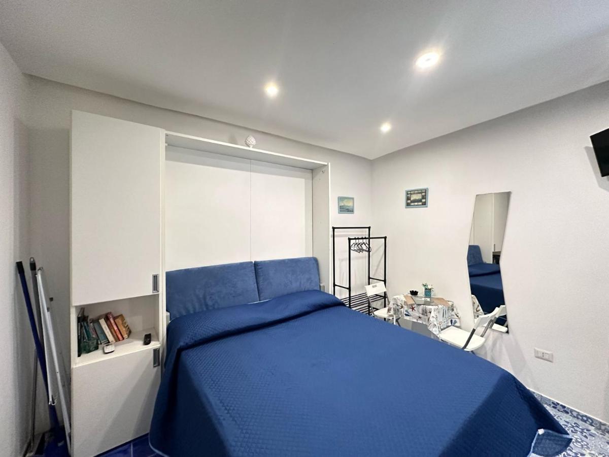 Casa Blue - Housity