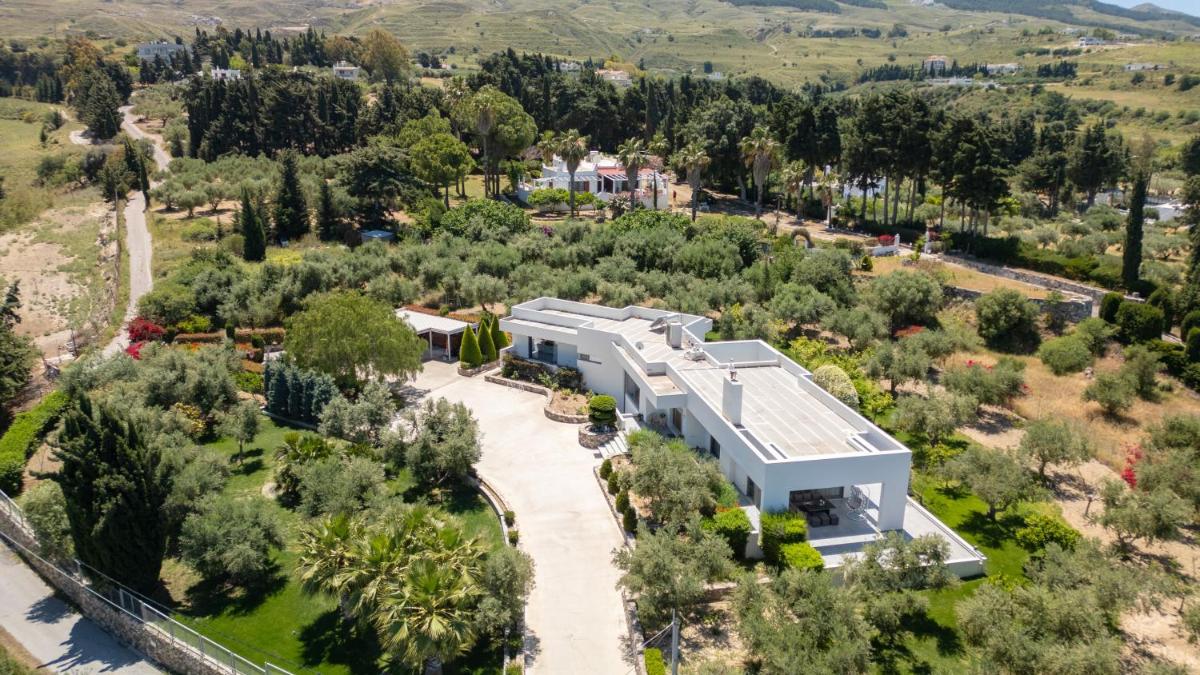 Villa Karma - Housity