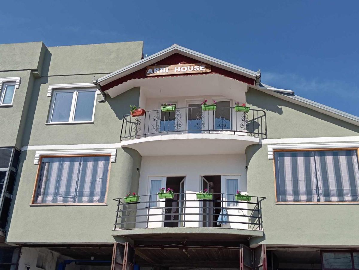 ARBI GUEST House - Hizvo