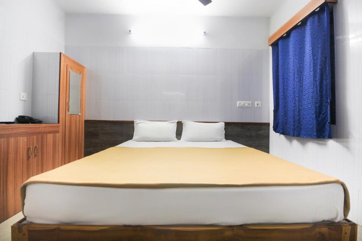 Hotel O Jks Deluxe Lodge - Housity