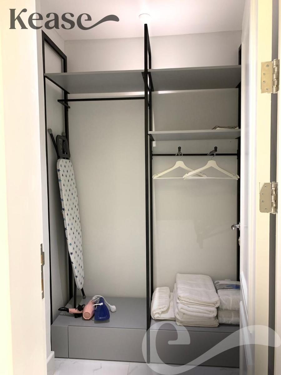 Kease Yasmin A-1 Royal touch AX12 - Housity