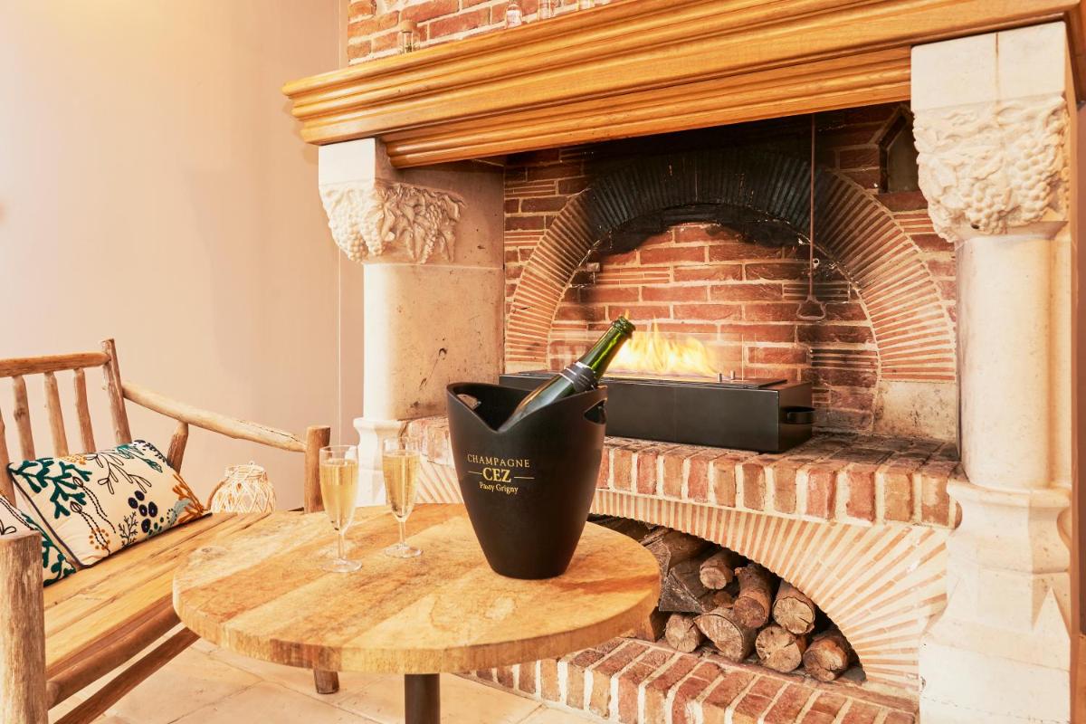 Photo de la galerie de l'établissement Hotel Spa Les Saules, à Favières
