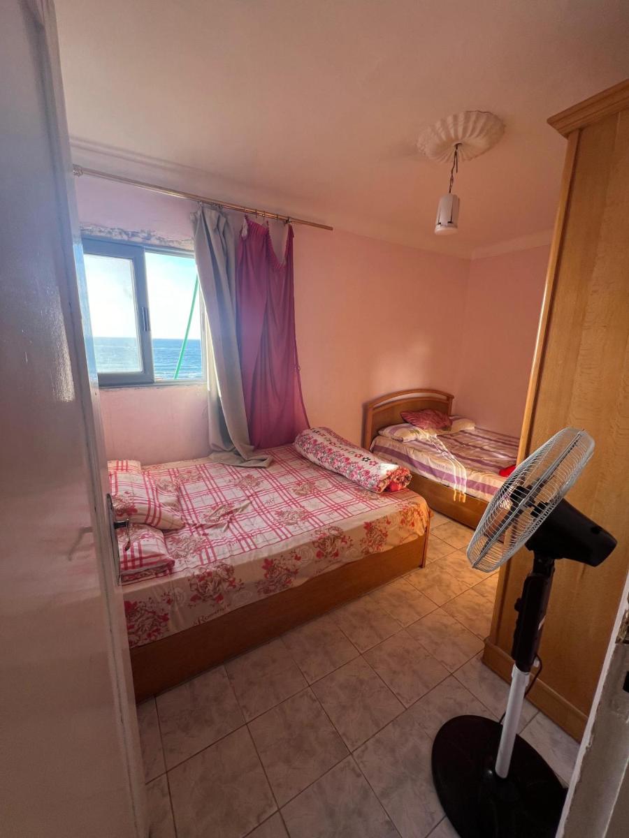 Sea view flat for FAMILY ONLY in Miami - Housity