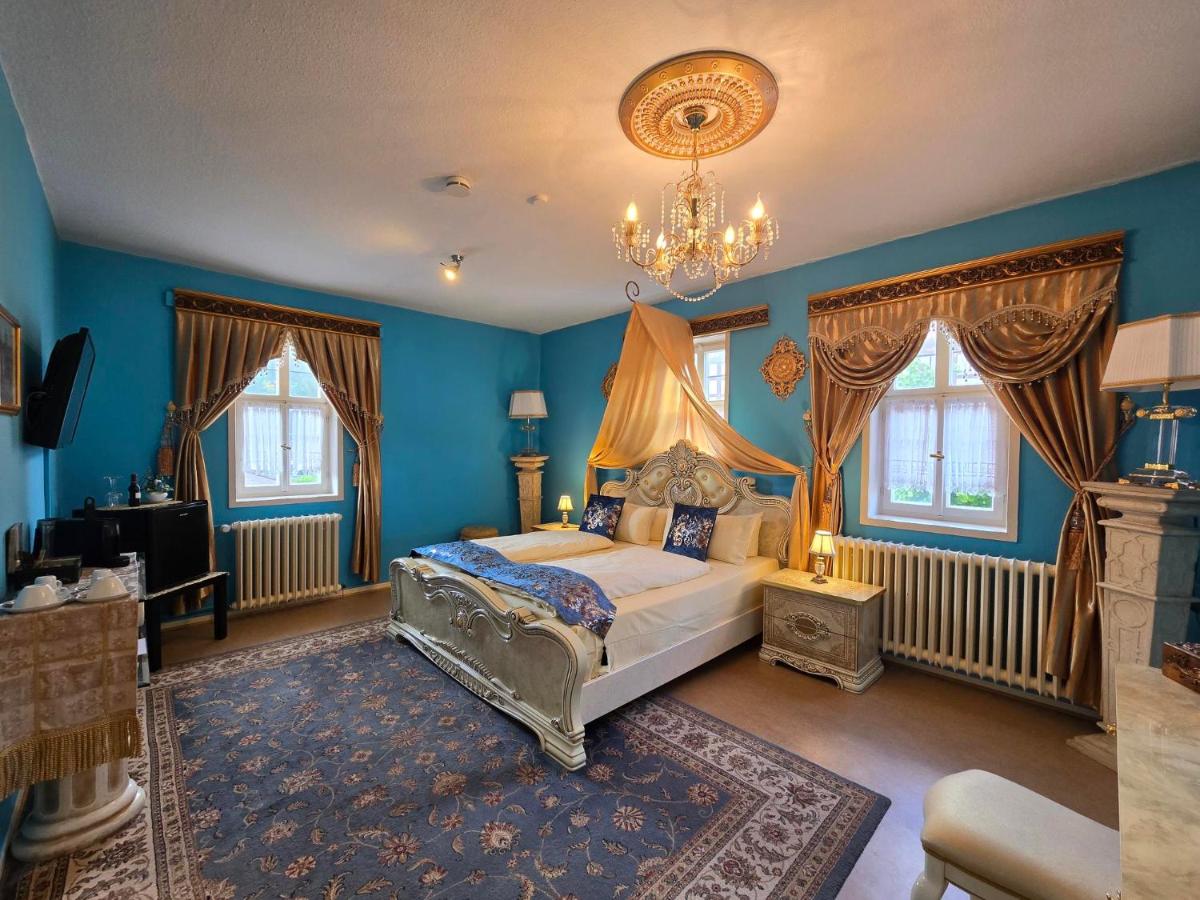 Hotel & Café Schachtenburg - Housity