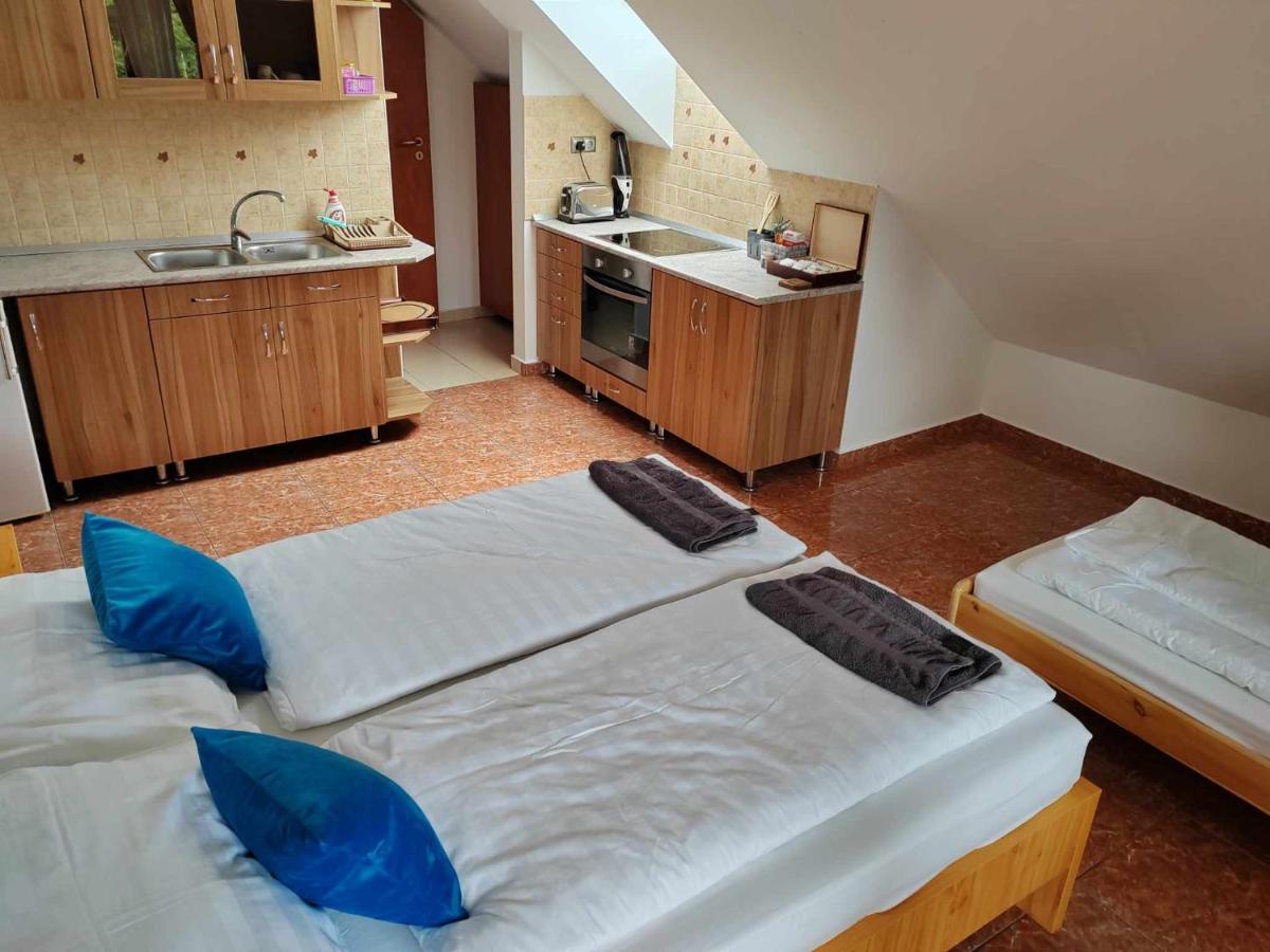 Suitetrails - NORA Guesthouse and Restaurant