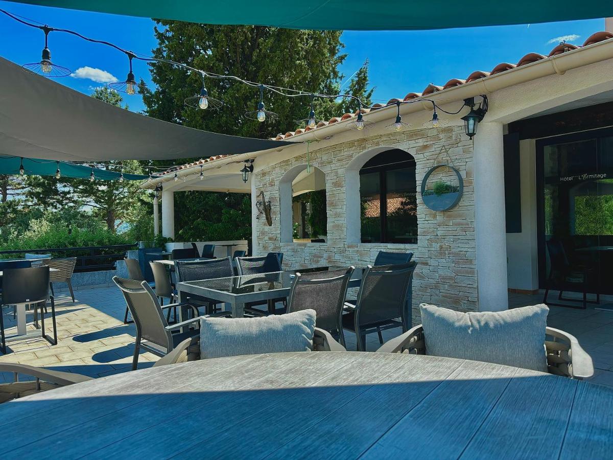 Terrasse ou espace extérieur de l'établissement Hôtel Spa L'Ermitage