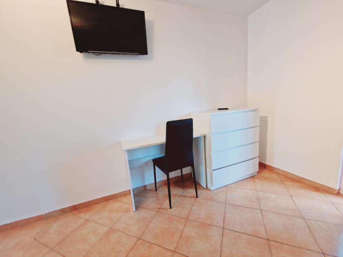 DAMIAN APARTMENTs - Housity