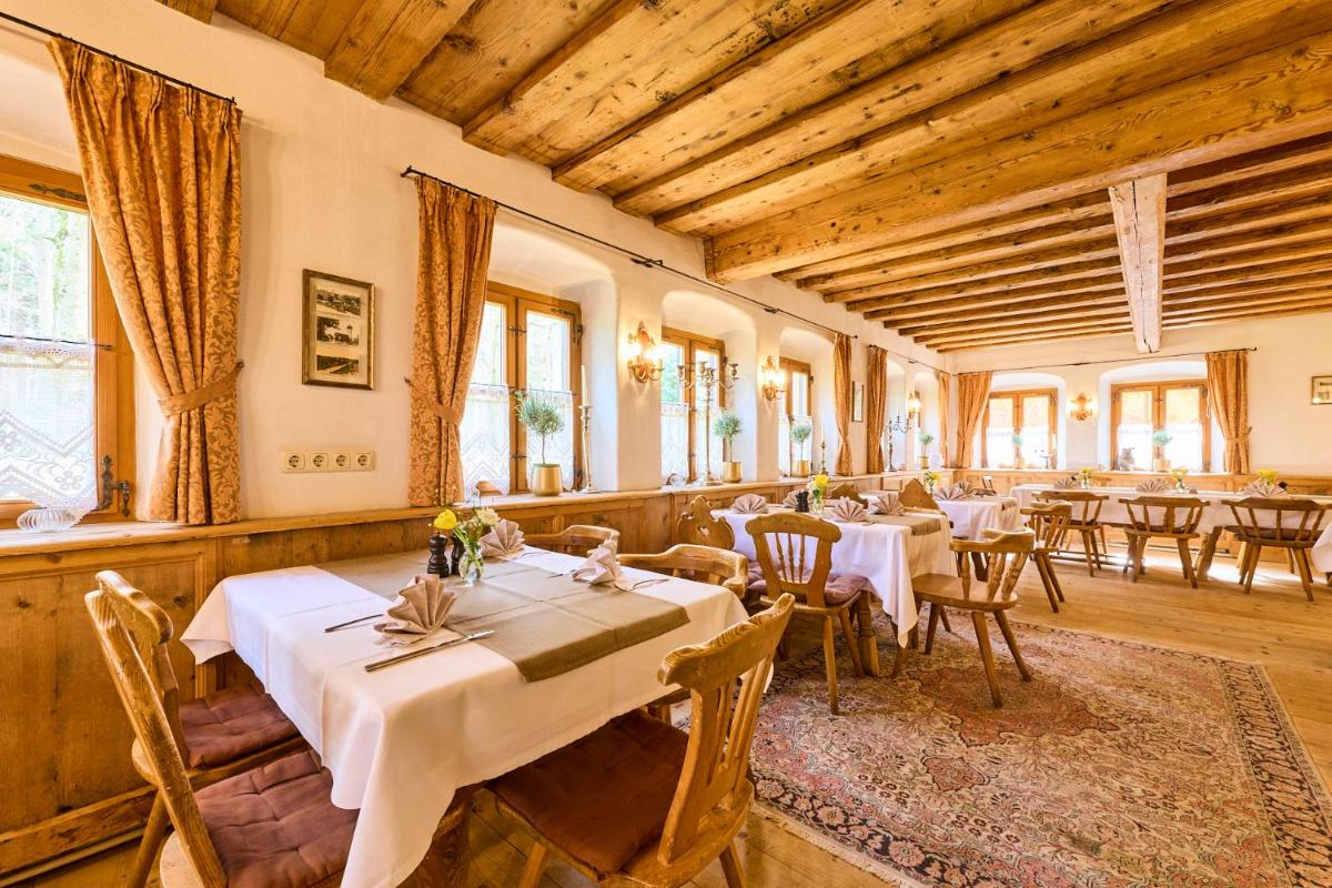 Hotel Waldgasthof Buchenhain - Housity
