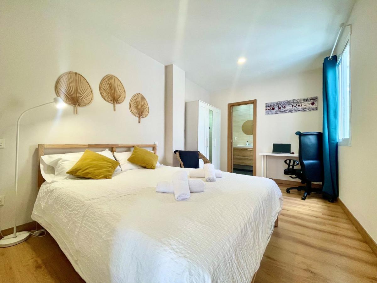 Sunny Terrace Apartment - Housity