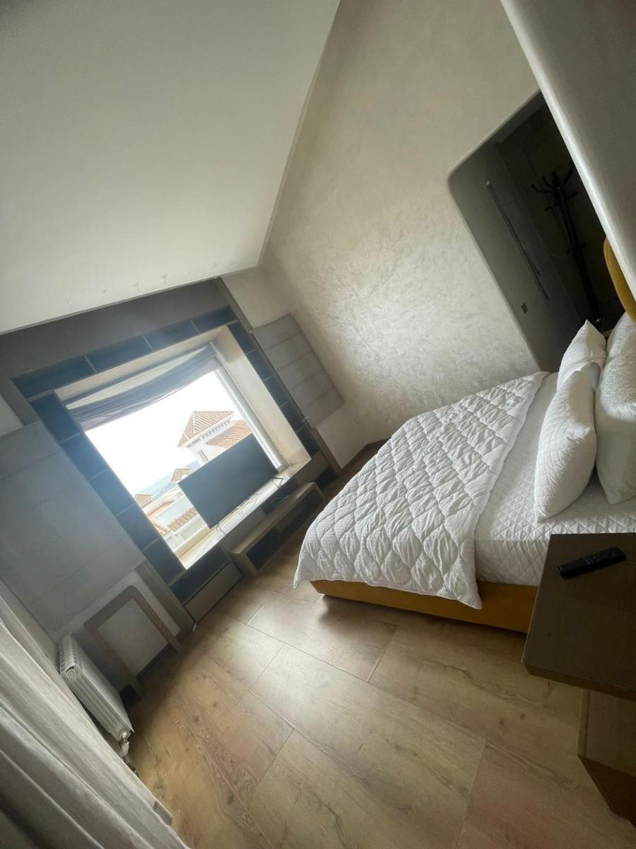 Facelift sweet - Housity