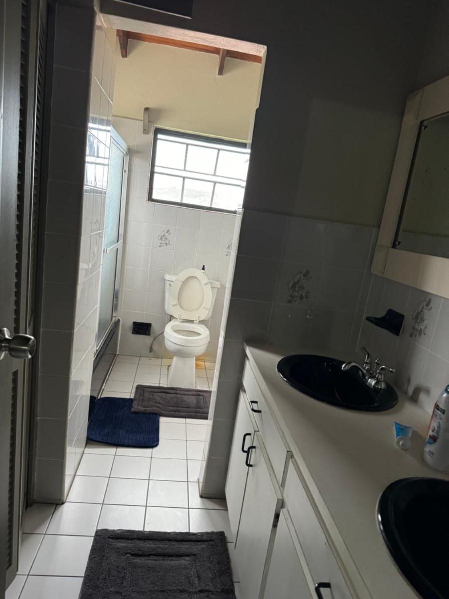 JJs Flat - Housity