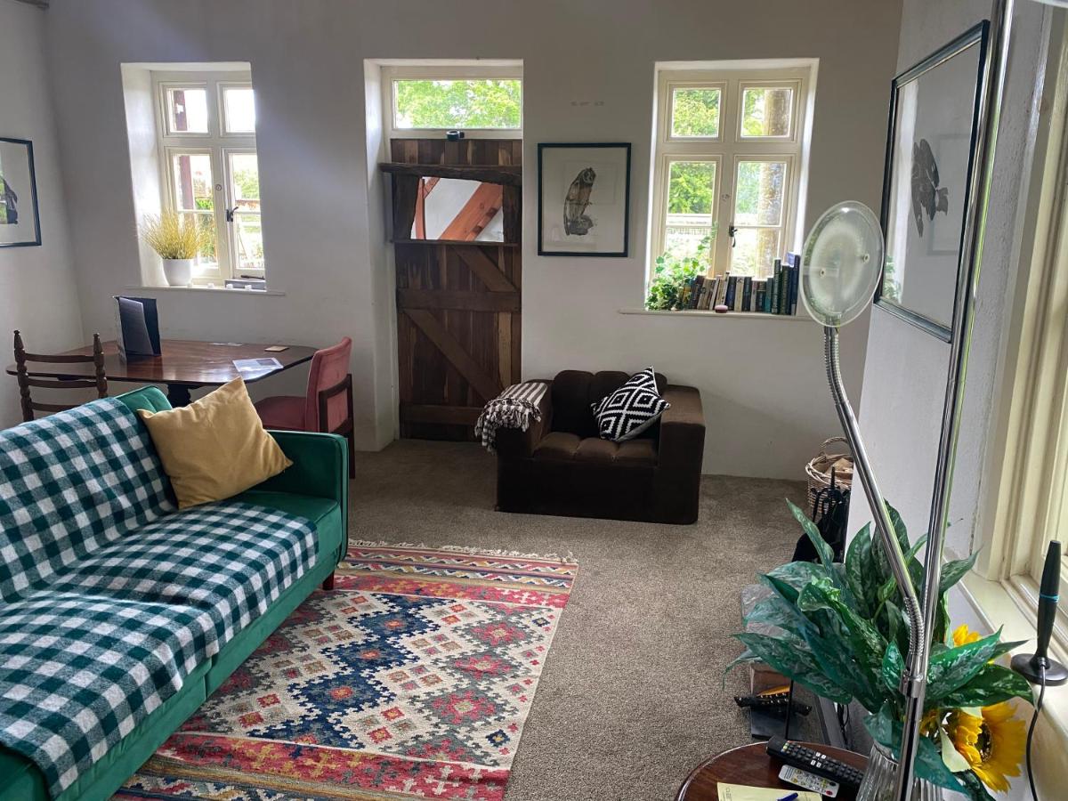 Wye Riverside Lodge - Housity