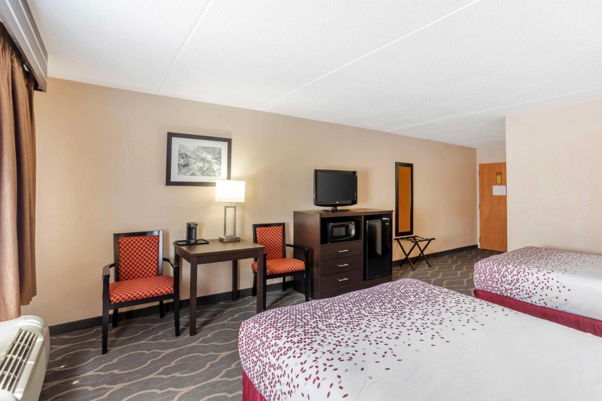 Best Western Inn at Blakeslee-Pocono - Housity
