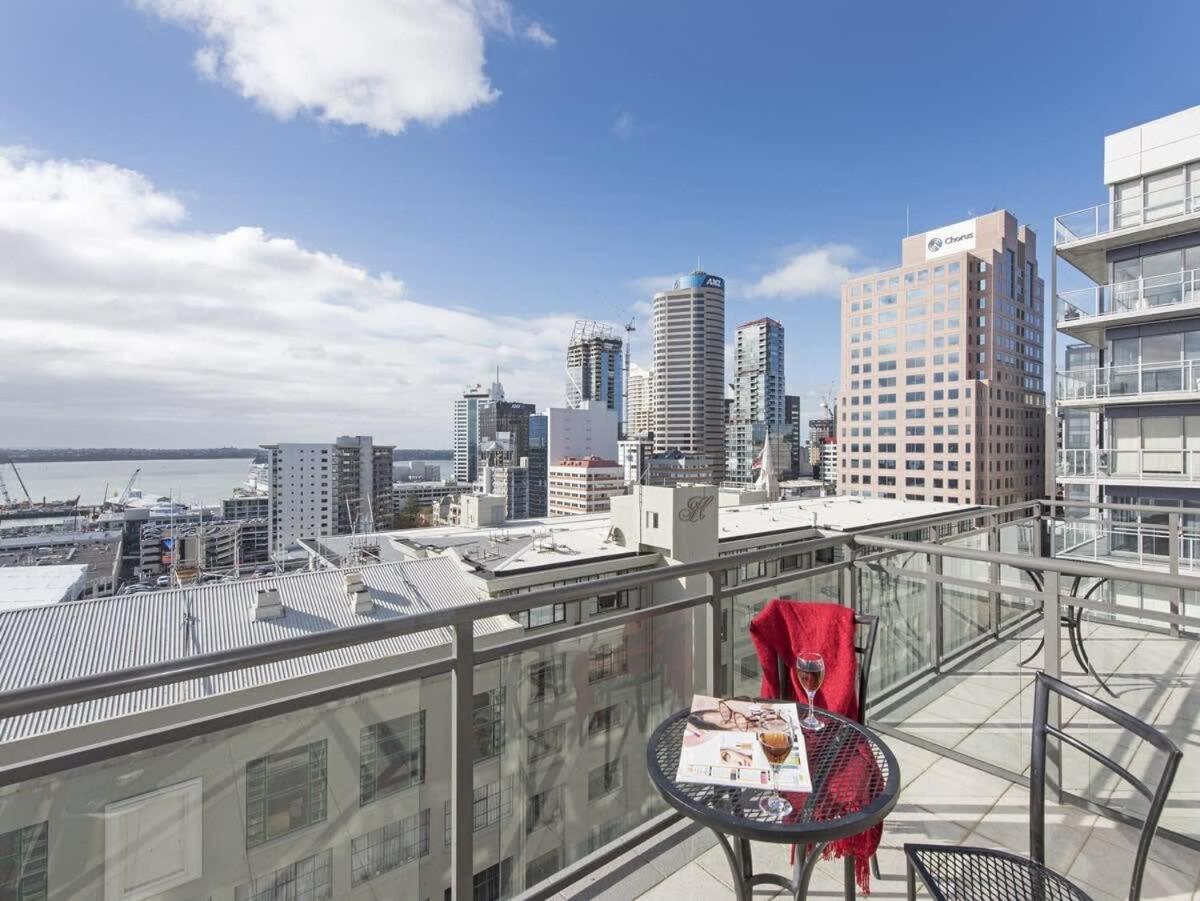 Best Views -Stunning HERITAGE-Pool,Gym - Housity