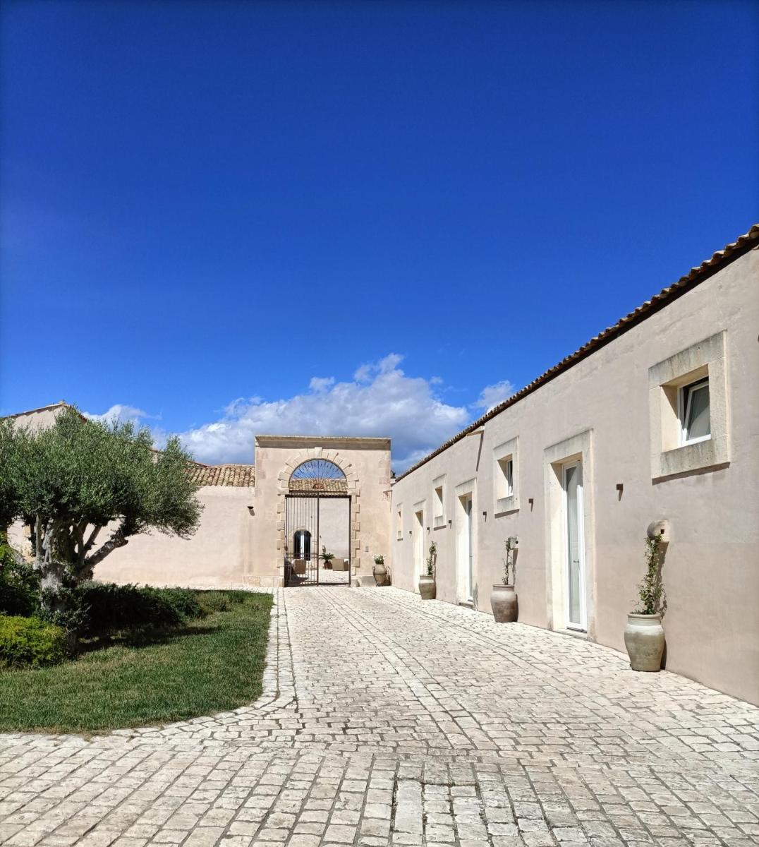 Ballium Luxury Relais - Housity