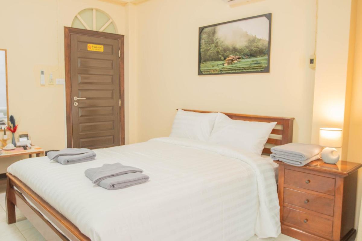 Maiiam Guesthouse Patong Beach - Housity