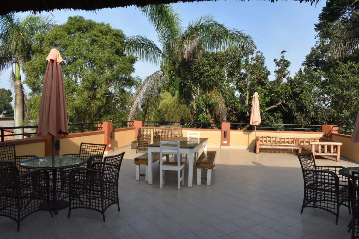 Secrets Guest House Entebbe - Hizvo
