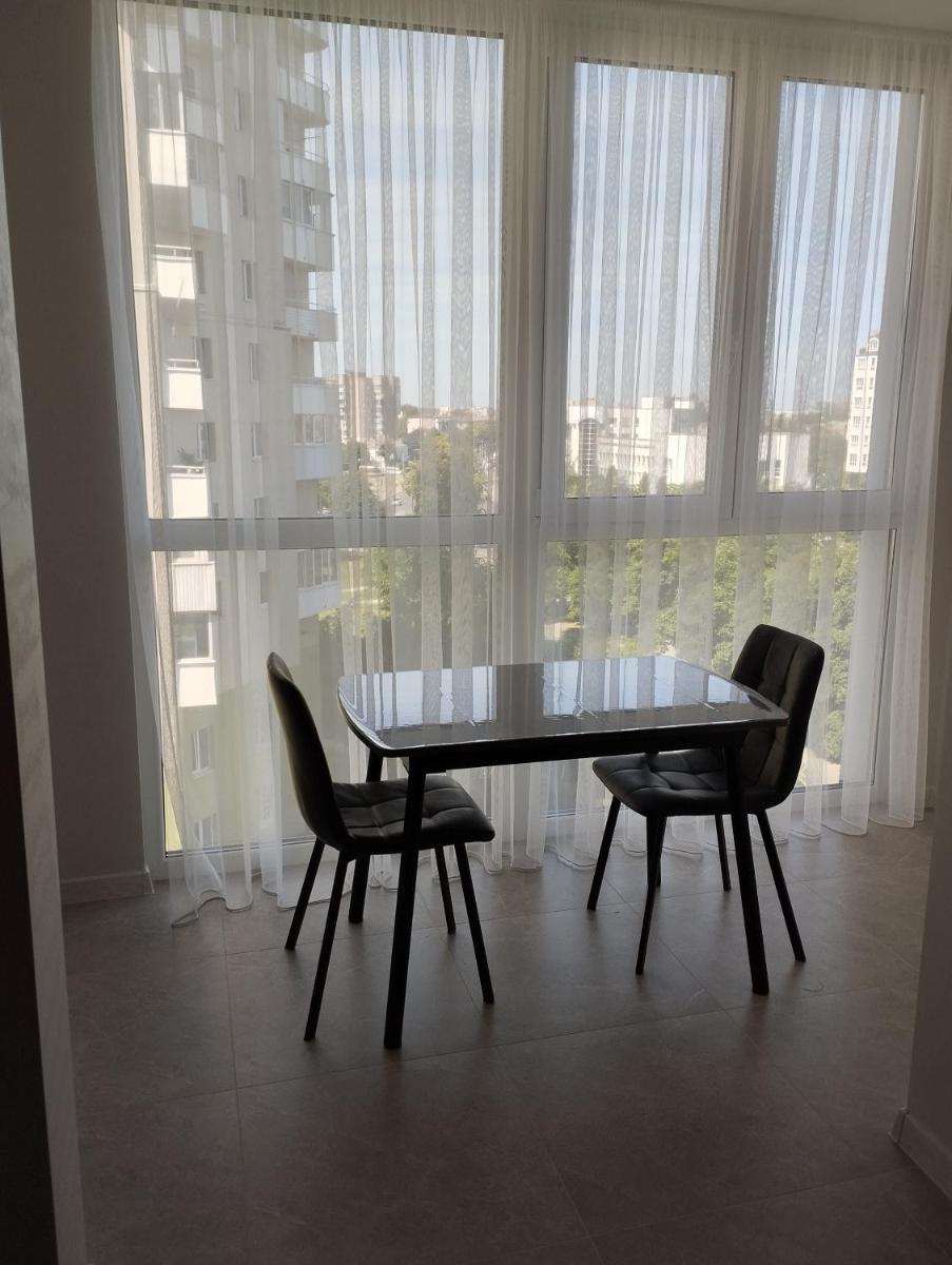 VIP квартира ЖК Київ Скай Рівненська, 4 - Housity
