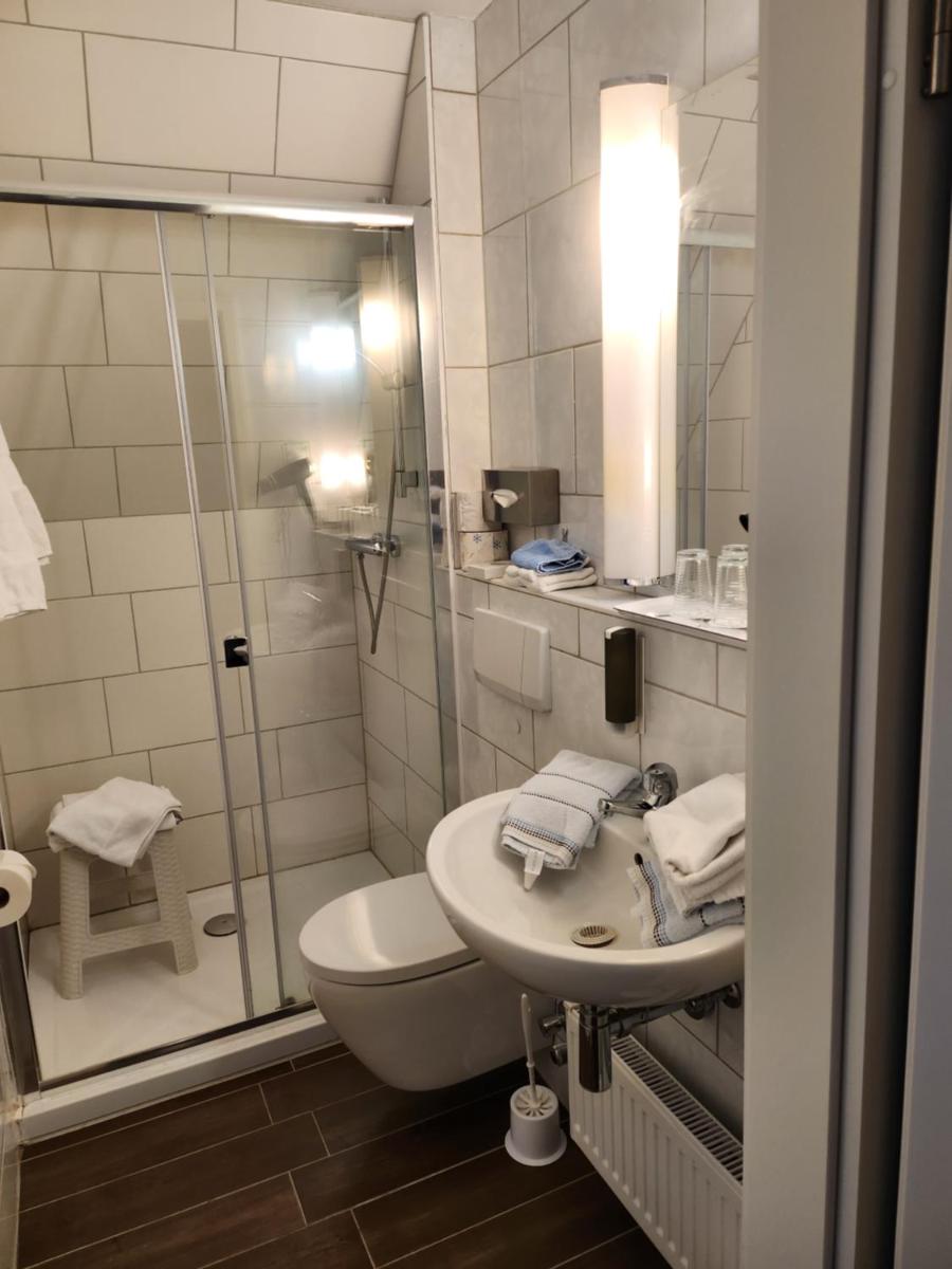 Hotel Willert - Housity