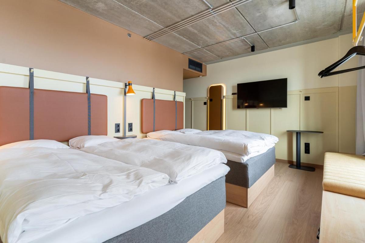 Comfort Hotel Helsinki Airport - Housity