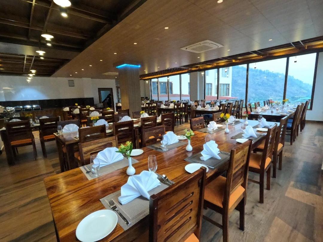 Asura hotel - Housity