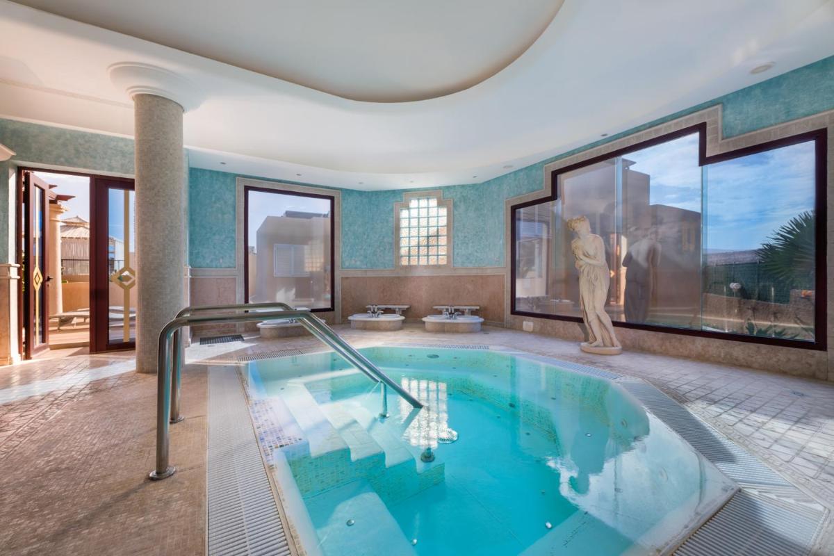 Piscina en o cerca de Hotel Esmeralda Maris by LIVVO