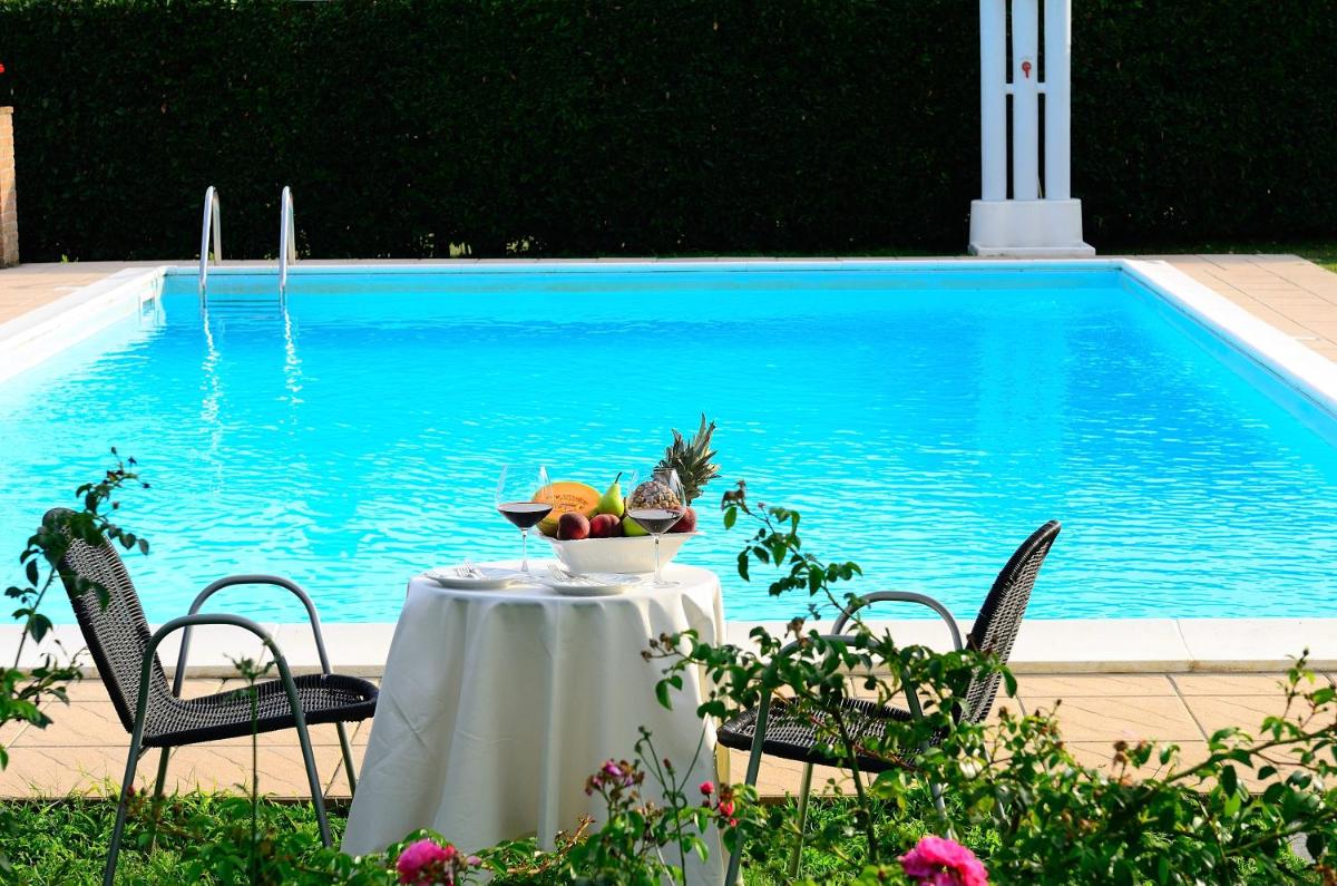 Borgo Mandoleto - Country Resort & Spa - Housity