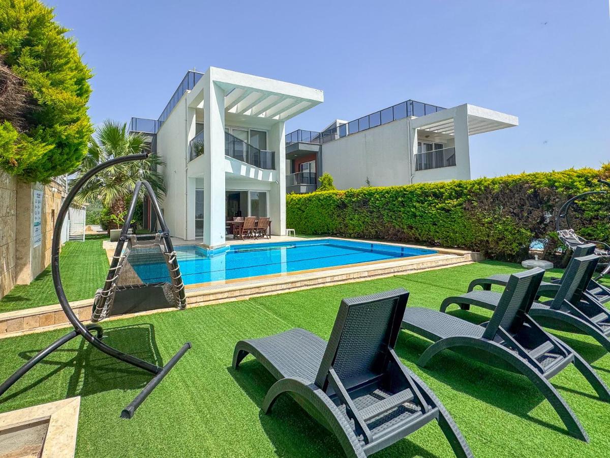 Exclusive Villas - Housity
