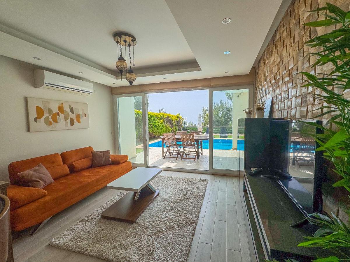 Exclusive Villas - Housity