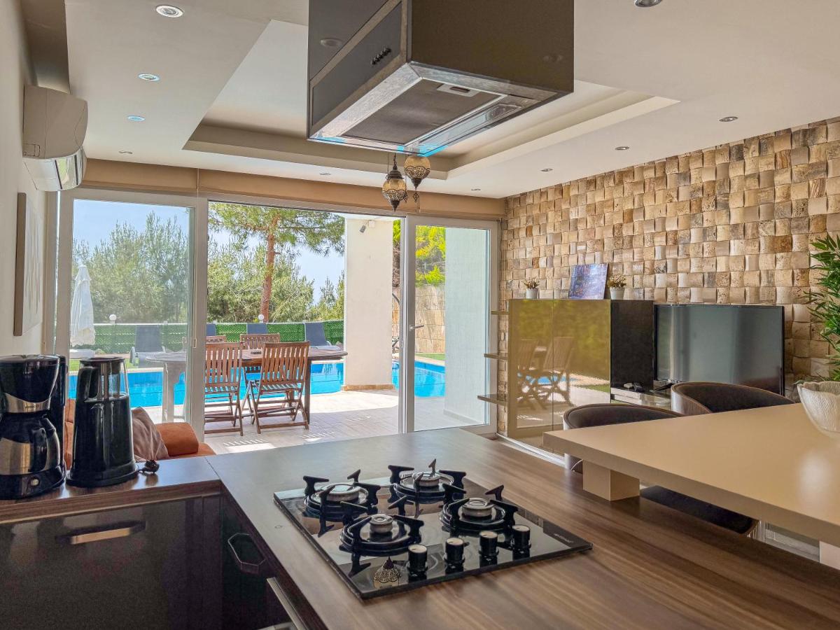 Exclusive Villas - Housity