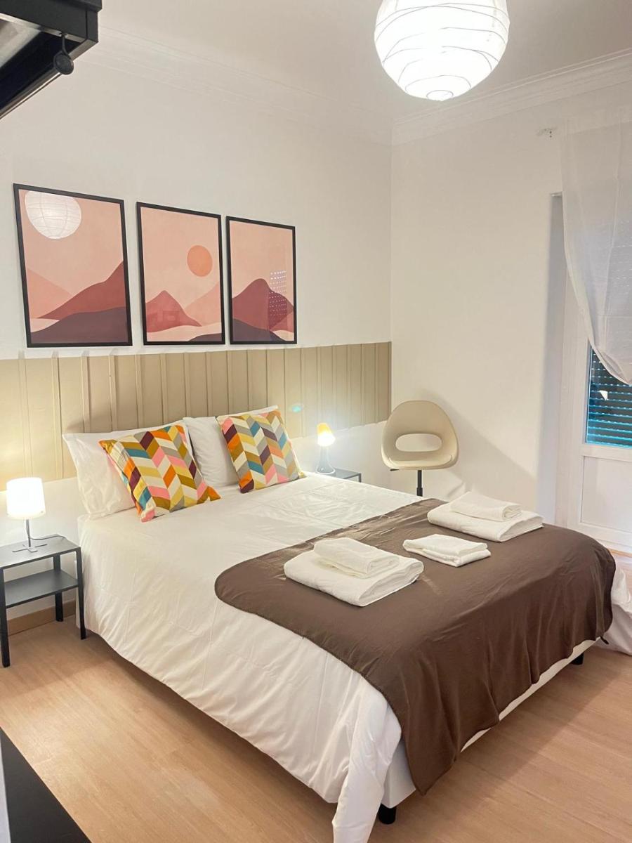 Alvalade II Airport Guest House - Housity